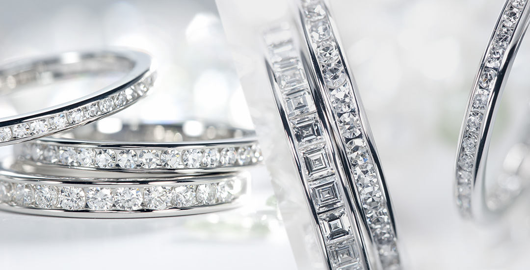 Classic Diamond Rings