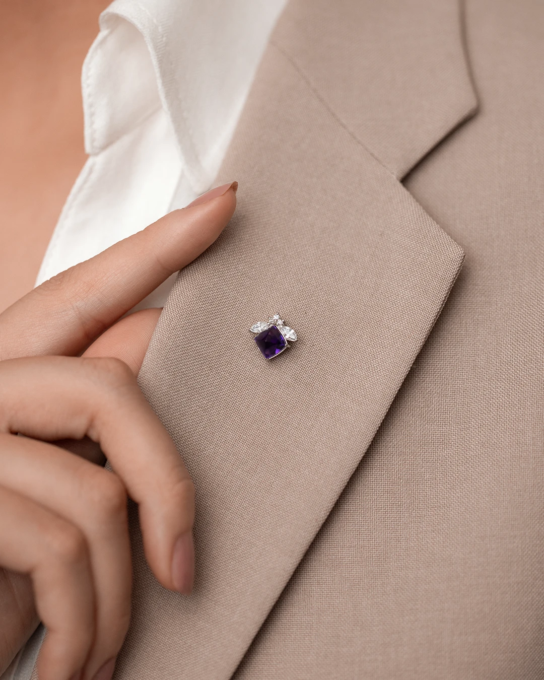 アメシスト ブローチ