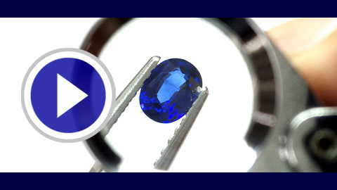 オーバルカットサファイヤ